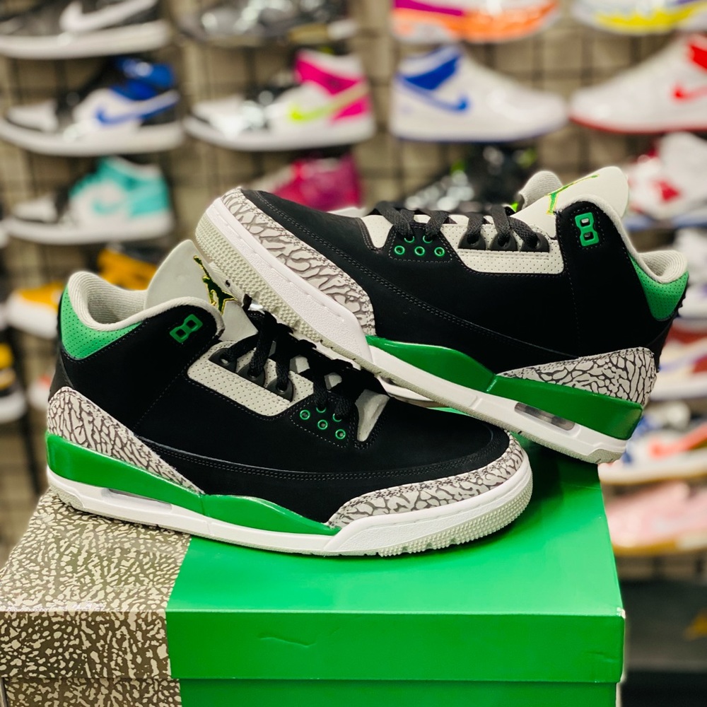 Jordan 3 Retro - Picture 2 of 4